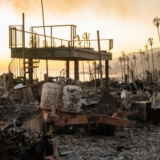 Los,Angeles,,Ca,,Usa,-,Jan,11th,,2025:,Two,Gas destruction after Palisades Fire